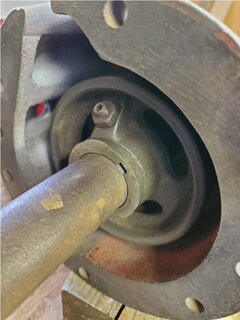 installed right brake drum.jpg