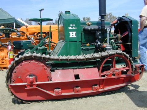 tractors (27).JPG