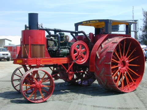 tractors (25).JPG