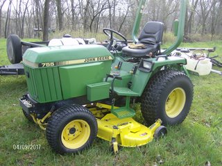 Tractors 2017 019.JPG
