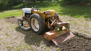 tractor 2.jpg